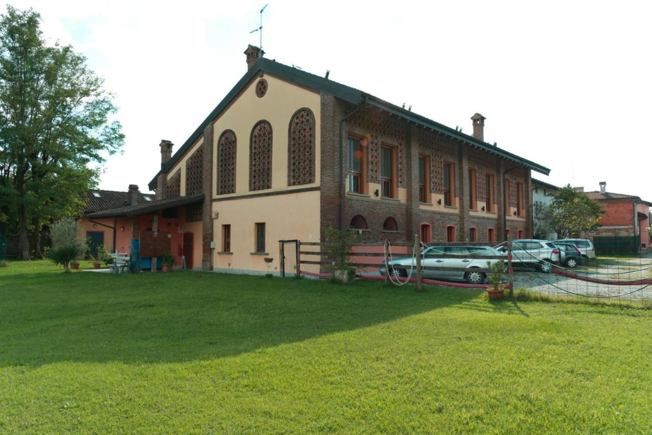 Antica Cascina B&B Borghetto Lodigiano エクステリア 写真