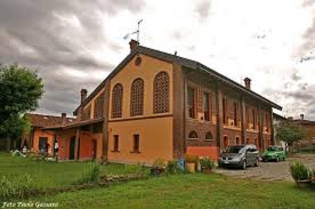 Antica Cascina B&B Borghetto Lodigiano エクステリア 写真